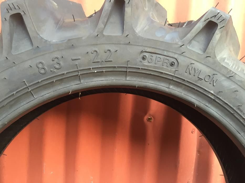 Vand cauciucuri pentru tractoare japoneze 8,3x22