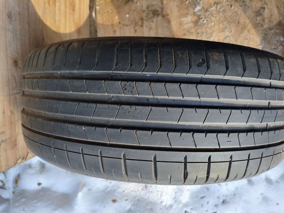 275 50 R20 Одиночка. Pirelli