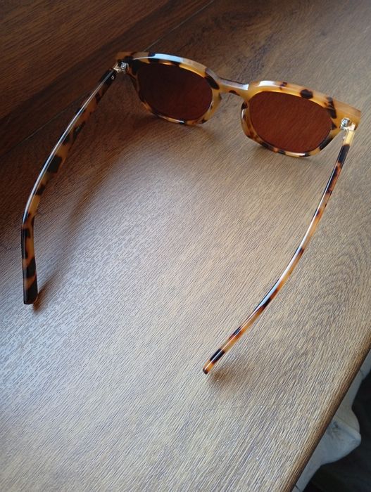 Солнцезащитные очки