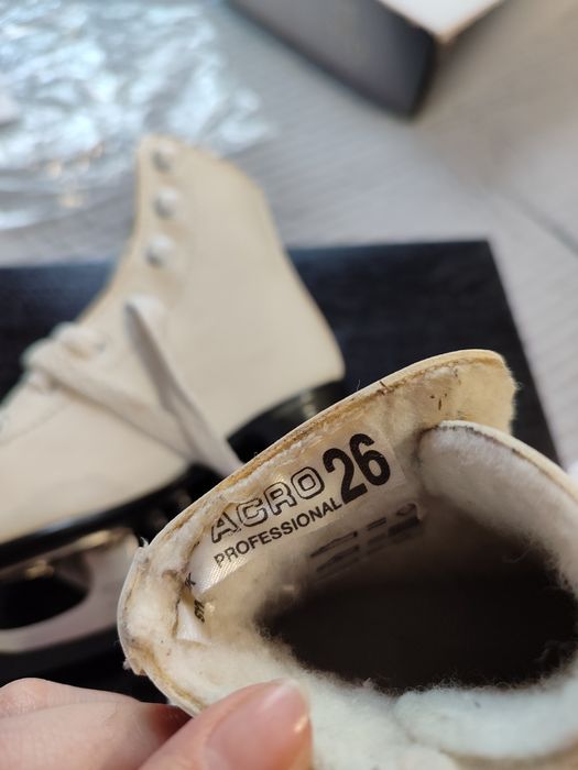 Коньки детские 26р.