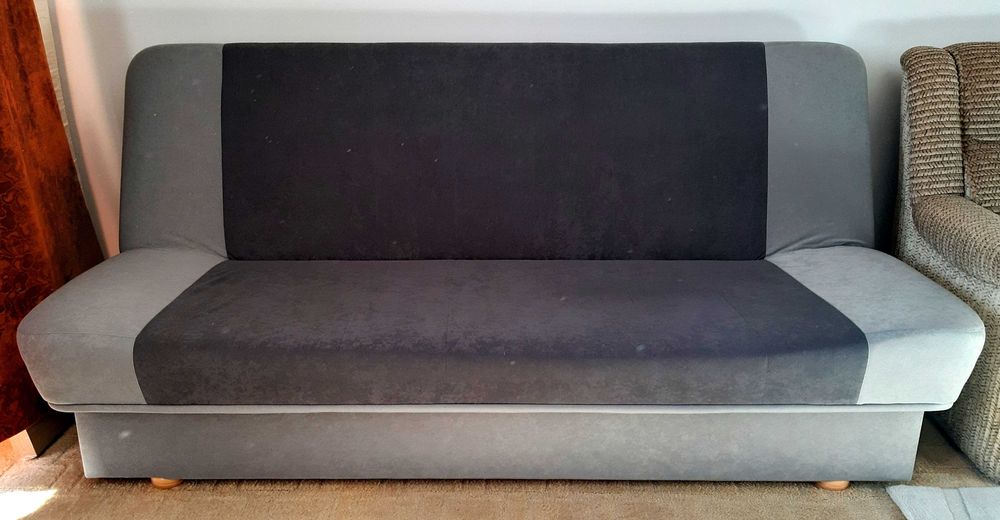 Разтегателен диван