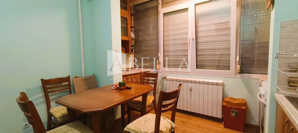 Продава се Двустаен апартамент в София, Света Троица - 60 кв.м за 2750 €/кв.м - Снимка #1