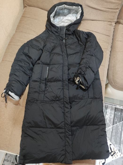 Продам женский пуховик