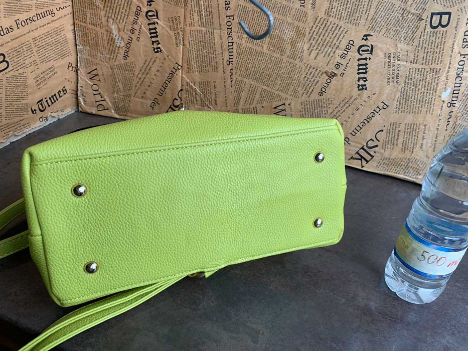 дамска чанта,кожена раница Нова!