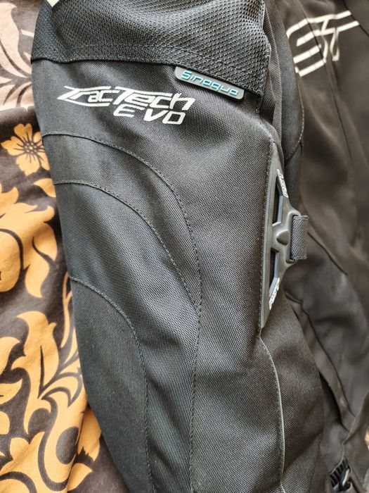 Текстилно Яке за мотор RST Tractech Evo 2