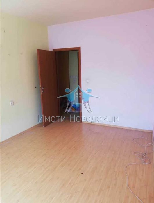 Продава се Тристаен апартамент в Шумен, Пазара - 88 кв.м за 1438 €/кв.м - Снимка #4