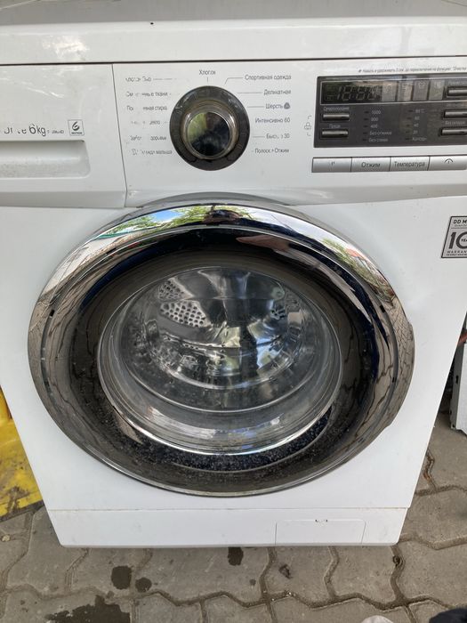 LG стиральная машина 5кг.