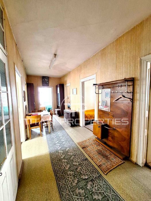 Продава се Етаж от къща в Чепеларе - 248 кв.м за 292 €/кв.м - Снимка #2