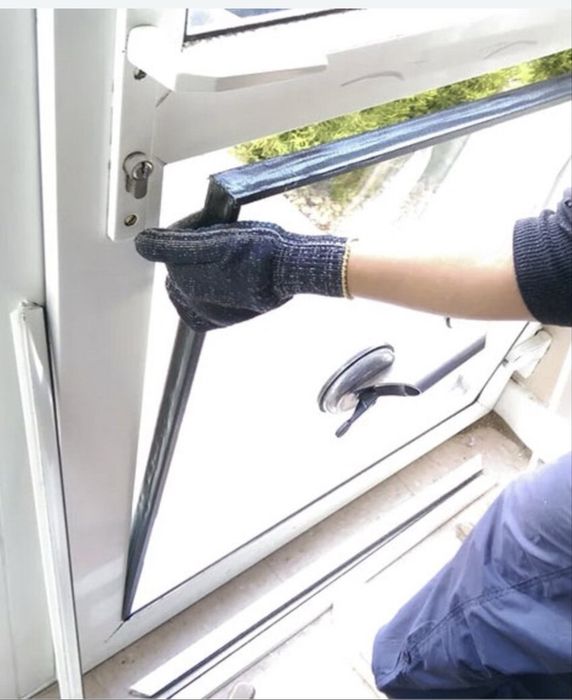 Ремонт окон АКФА | Замена резинок и