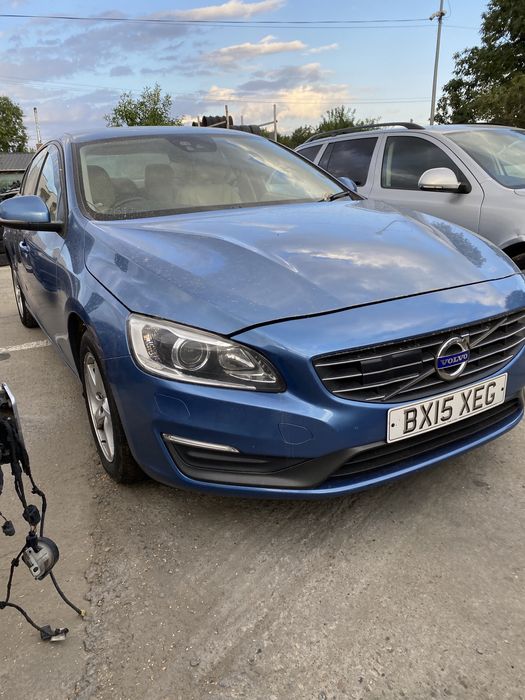 Lunetă Volvo S60 2015