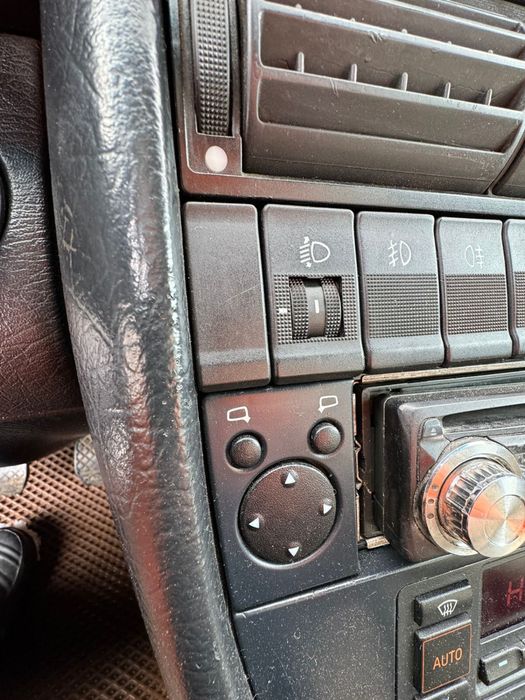 На продаже Audi a6 c4