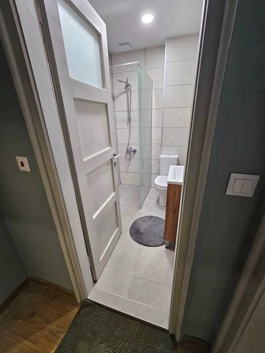 Нощувки - 4BR Central Retreat