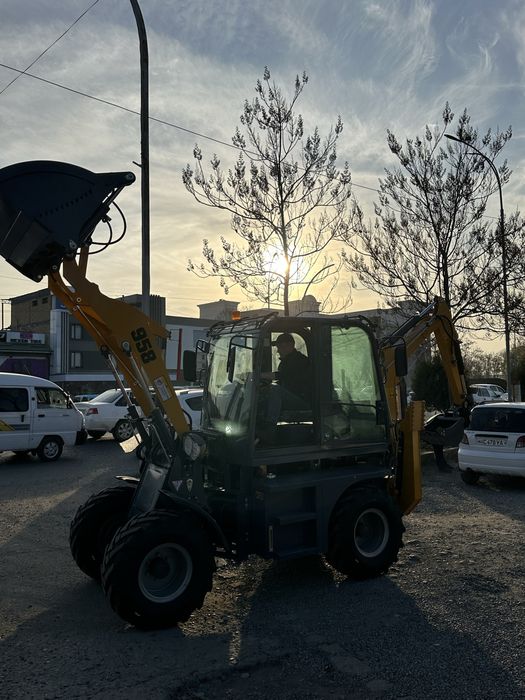 Экскаватор погрузчик