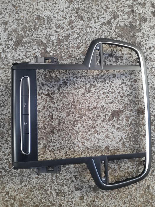 Rama Grila Centrală Aer Trim Navigație Renault Megane 4 Talisman