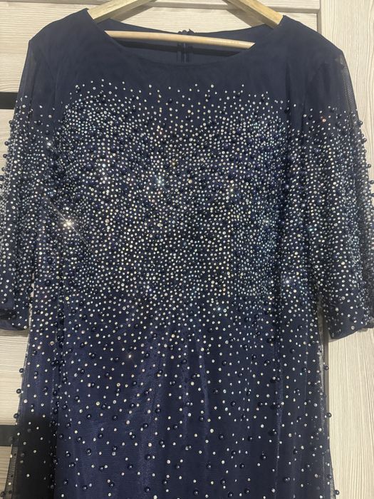 Продам шикарное платье