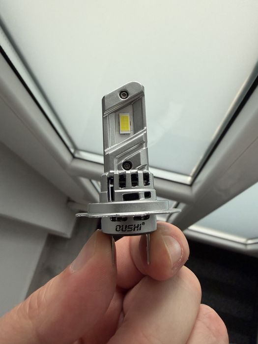 Vand becuri NOI Led H7 compatibile bec normal H7