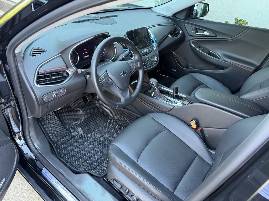 Автомобил MALIBU XL