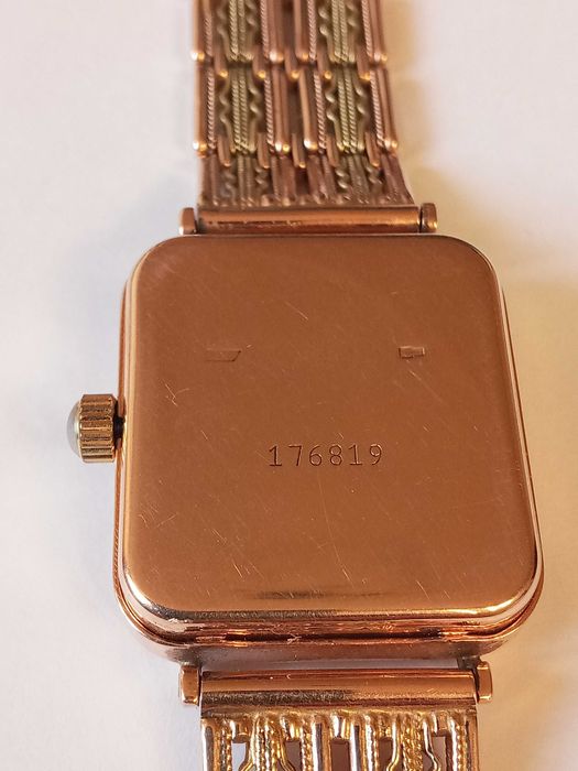 Золотые часы с браслетом «МакТайм»