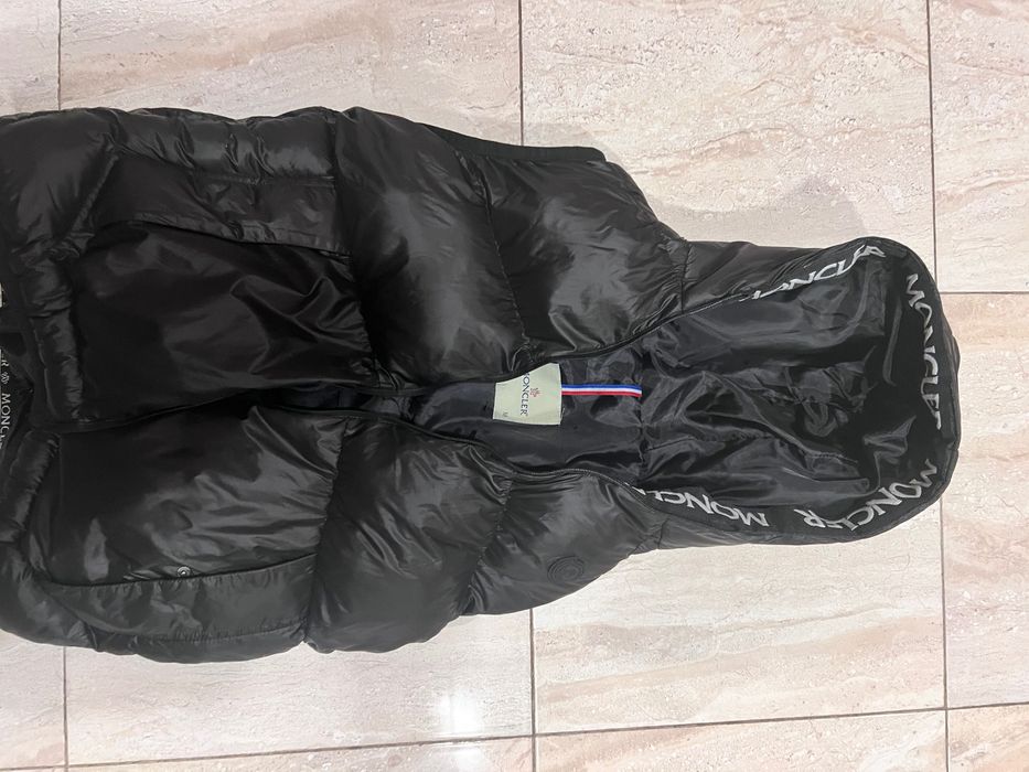 Мъжки елек Monclear