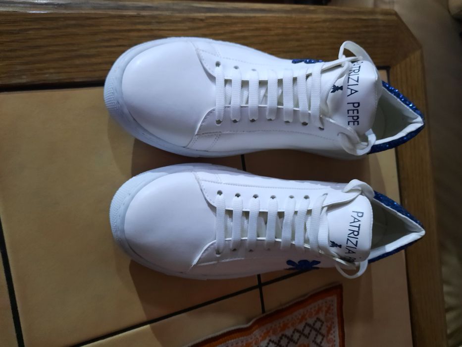 Нови маркови маратонки