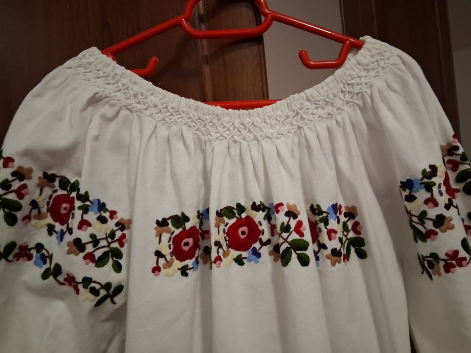 Ie traditionala cusuta manual