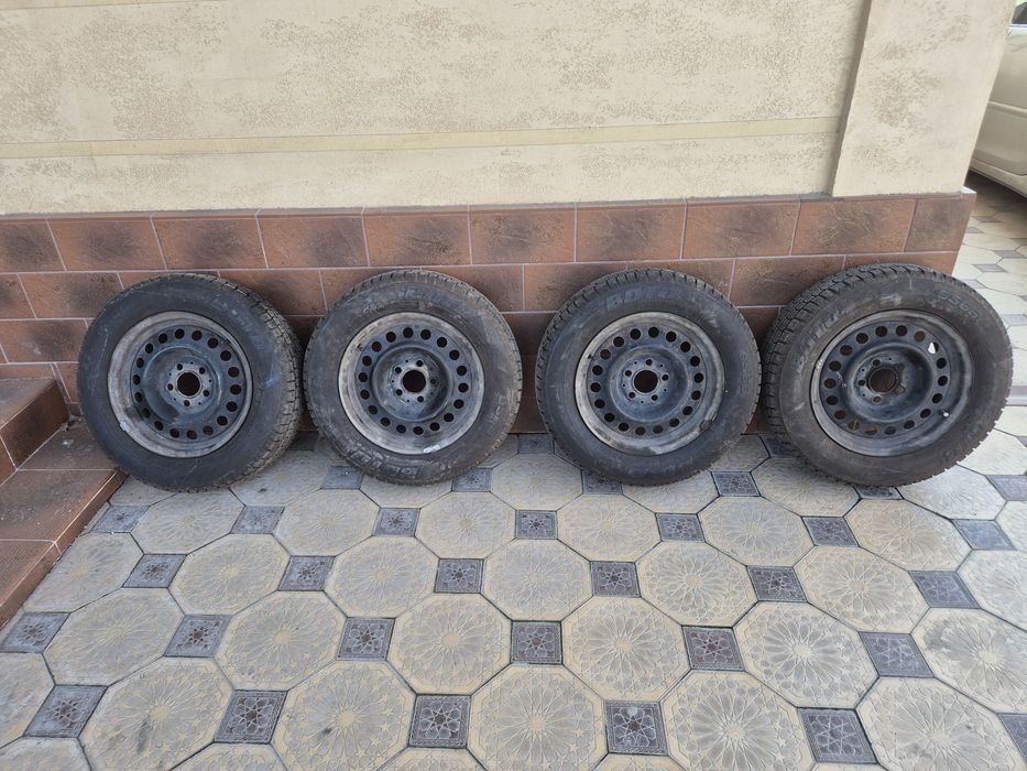 Шины зимний идеал