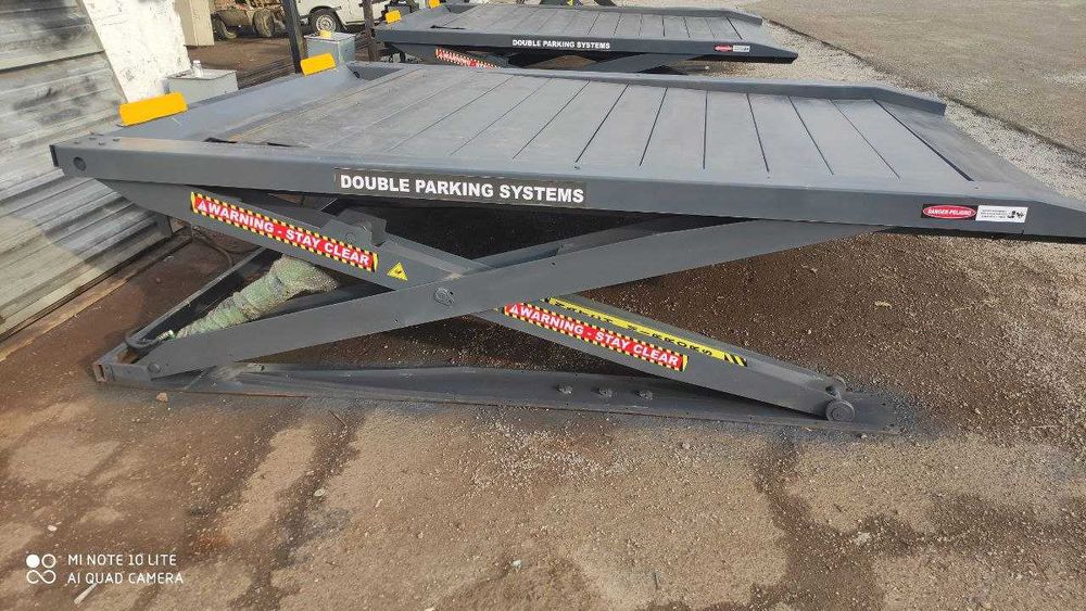 «Два авто на одном месте: Двухуровневая парковка от производителя»