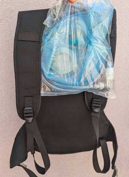 Раница за бягане/планина Salomon с резервоар за хидратация