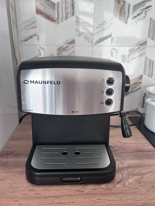 Продам кофемашинку maunfeald