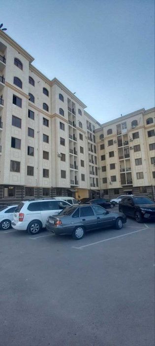 Продаётся люкс 2х комнатная новостройка с лифтом 6-этаже ул. Согдиана