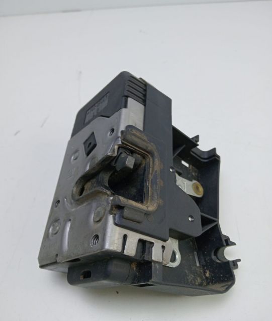 Broasca  usa spate  8200008468 Renault Trafic a 2-a generatie (faceli