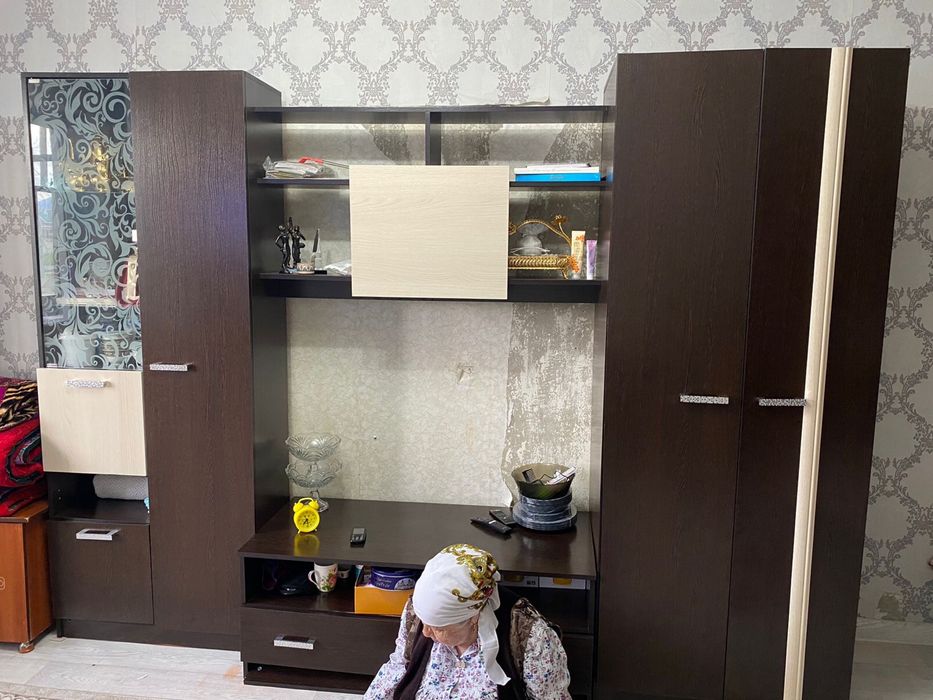 Продам стенку для гостиной