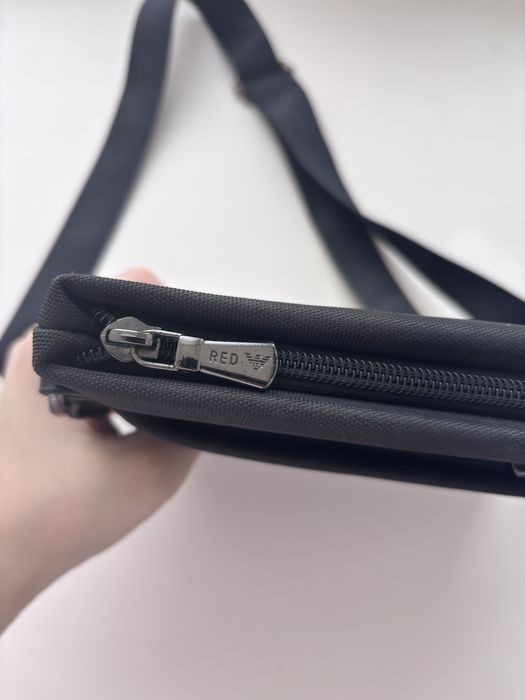 Сумака Emporio Armani