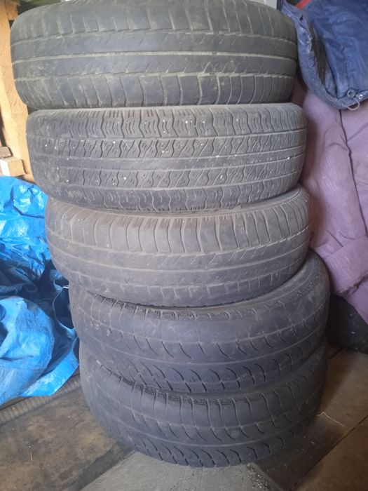 Продам б/у резину