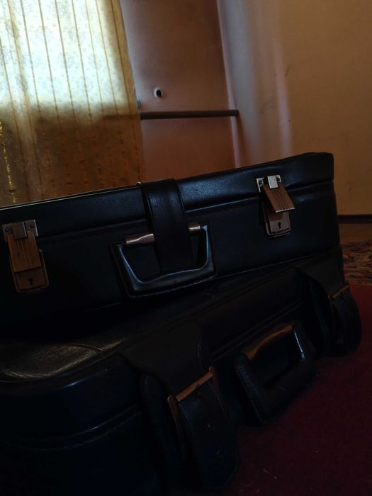 Чемоданы советские