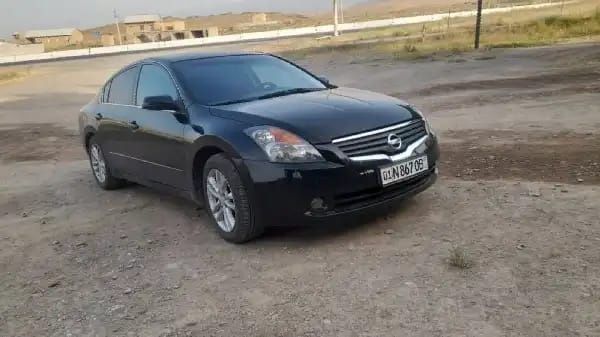 Nissan Altima 2007 yil