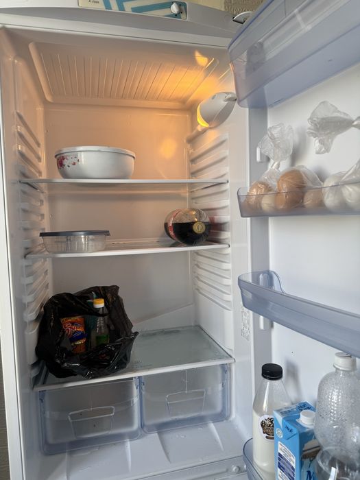 Продам холодильник рабочий за 35000