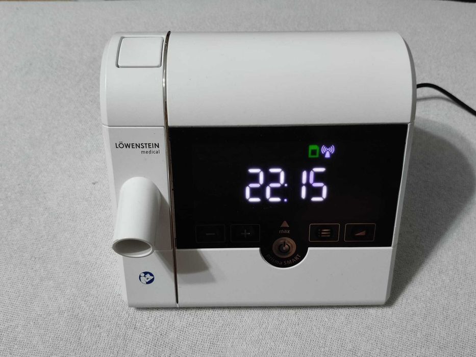 Aparat AutoCPAP Prisma Smart Plus Lowenstein, apnee, hipopnee sau flux limitat + alimentatorul original + SD card