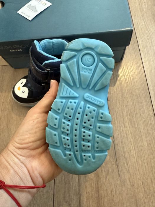 Geox светещи ботушки 20 размер