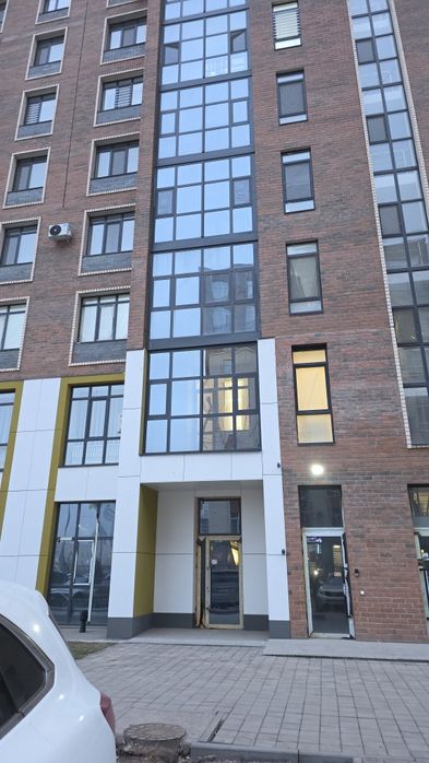 Окно алюминий балконное