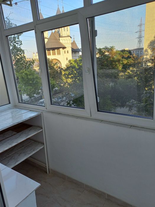 Inchiriez apartament 2 cam, Alexandru cel Bun