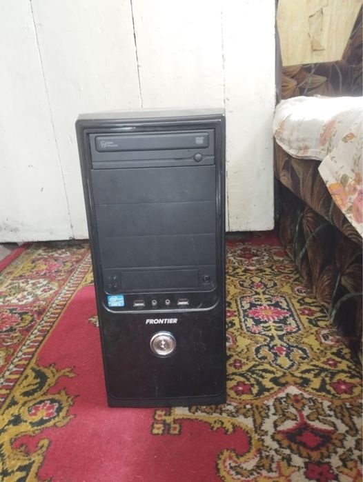 Продам полностью Комп с аксессуарами