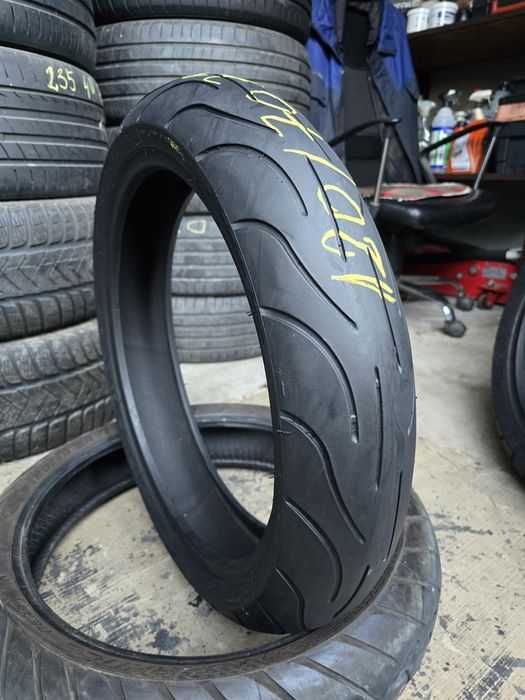 Anvelopa Moto Michelin 120/70 ZR17  DOT 0522.