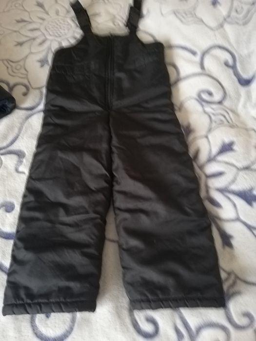 Продам детский зимний  костюм  брендовый