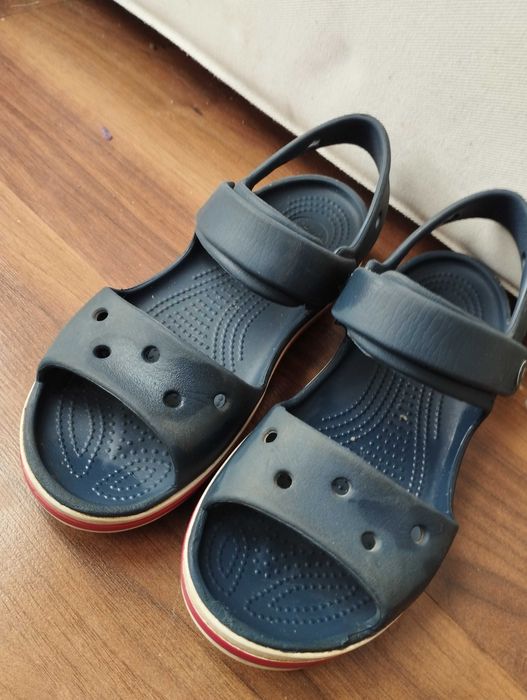 Сандали Crocs J2 номер 33