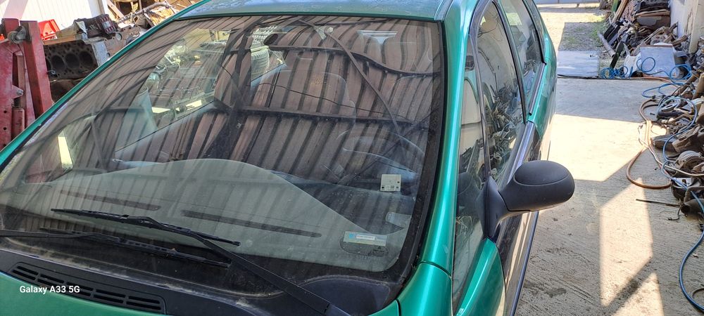 Предно (челно) стъкло за Citroen Xsara Picaso/ Ситроен Ксара Пикасо