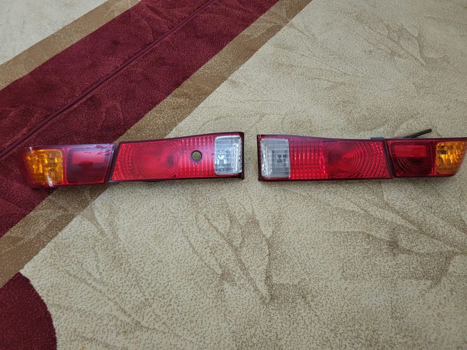 Продам задняя стоп фара на Тойота Камри 25