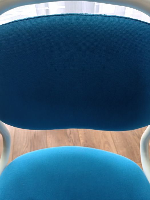 Детски въртящ стол за бюро