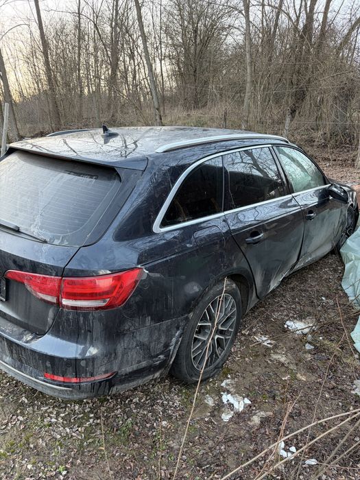 Avariat Audi A4 2016 2.0  150 cp