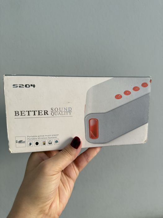 Продаю блютуз колонку